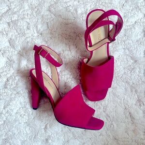 Nine West fuchsia heels